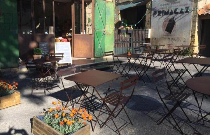 Maison De Village Familiale Pont Du Gard, Toit Terrasse, Barbecue, Fibre Вер Пон дю Гар Екстериор снимка